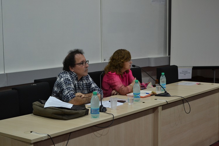 Professor Renato Gomes, do IFG - Câmpus Goiânia, mediou conferência com Geovana Reis (UFG)